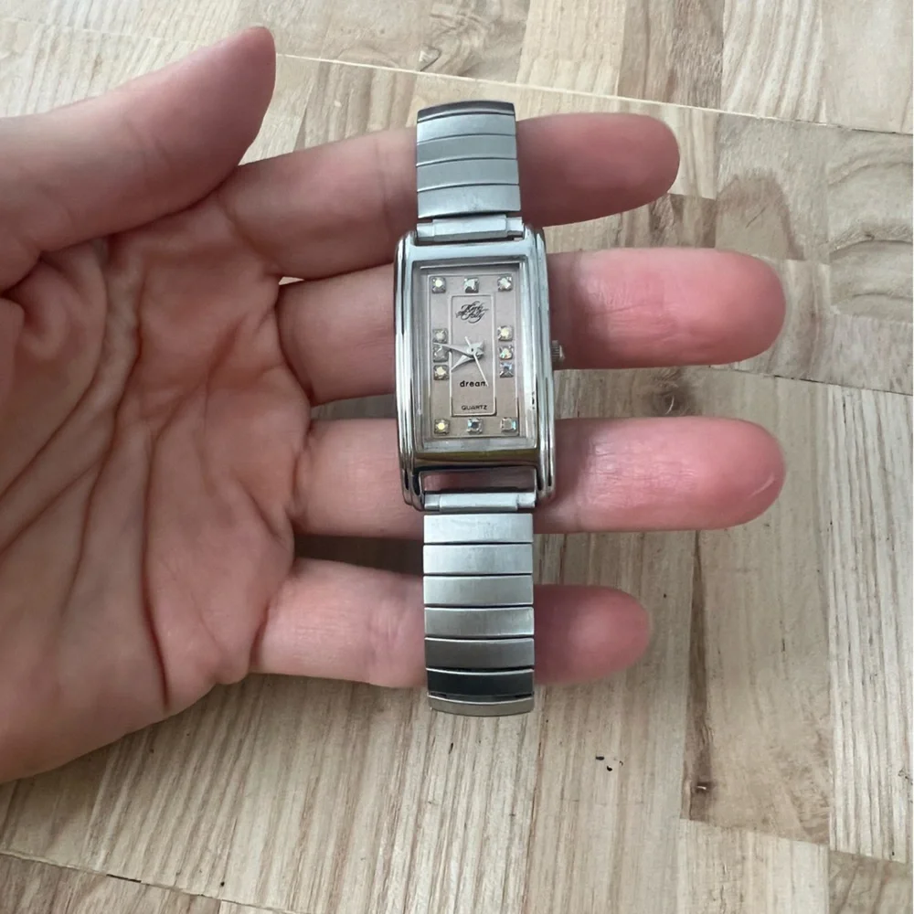 Vintage 80s KIRK'S FOLLY ladies curvex Dream Watch NEW BATTERY